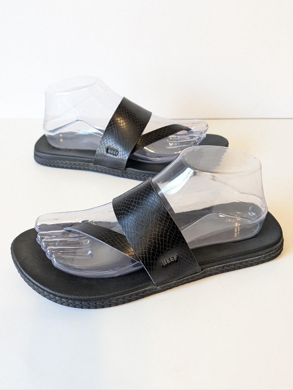 Reef Cushion Sol in Black Snake Sandals